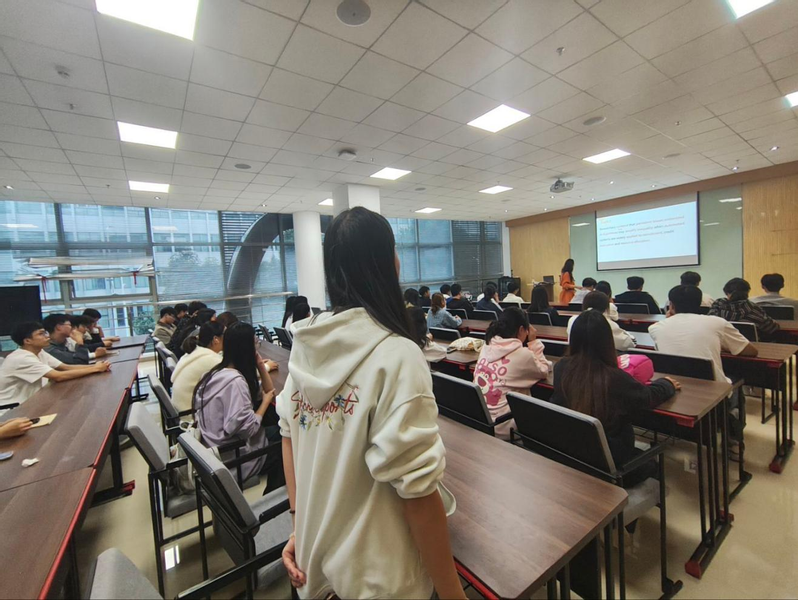 图书馆开展考研辅导专题培训